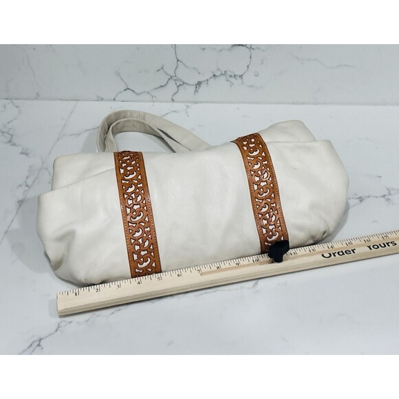 Brighton Leather Shoulder Bag - Picture 4 of 15